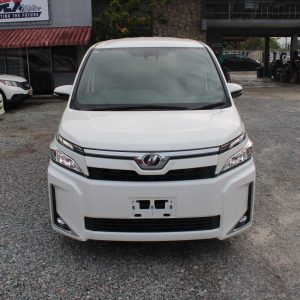2017 TOYOTA VOXY (PEARL)