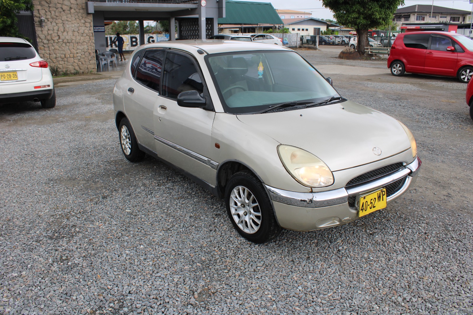 2000 TOYOTA DUET (BEIGE) - Afbeelding 4