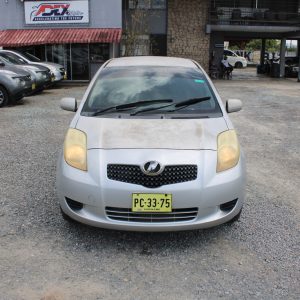 2005 TOYOTA VITZ ( GRIJS )