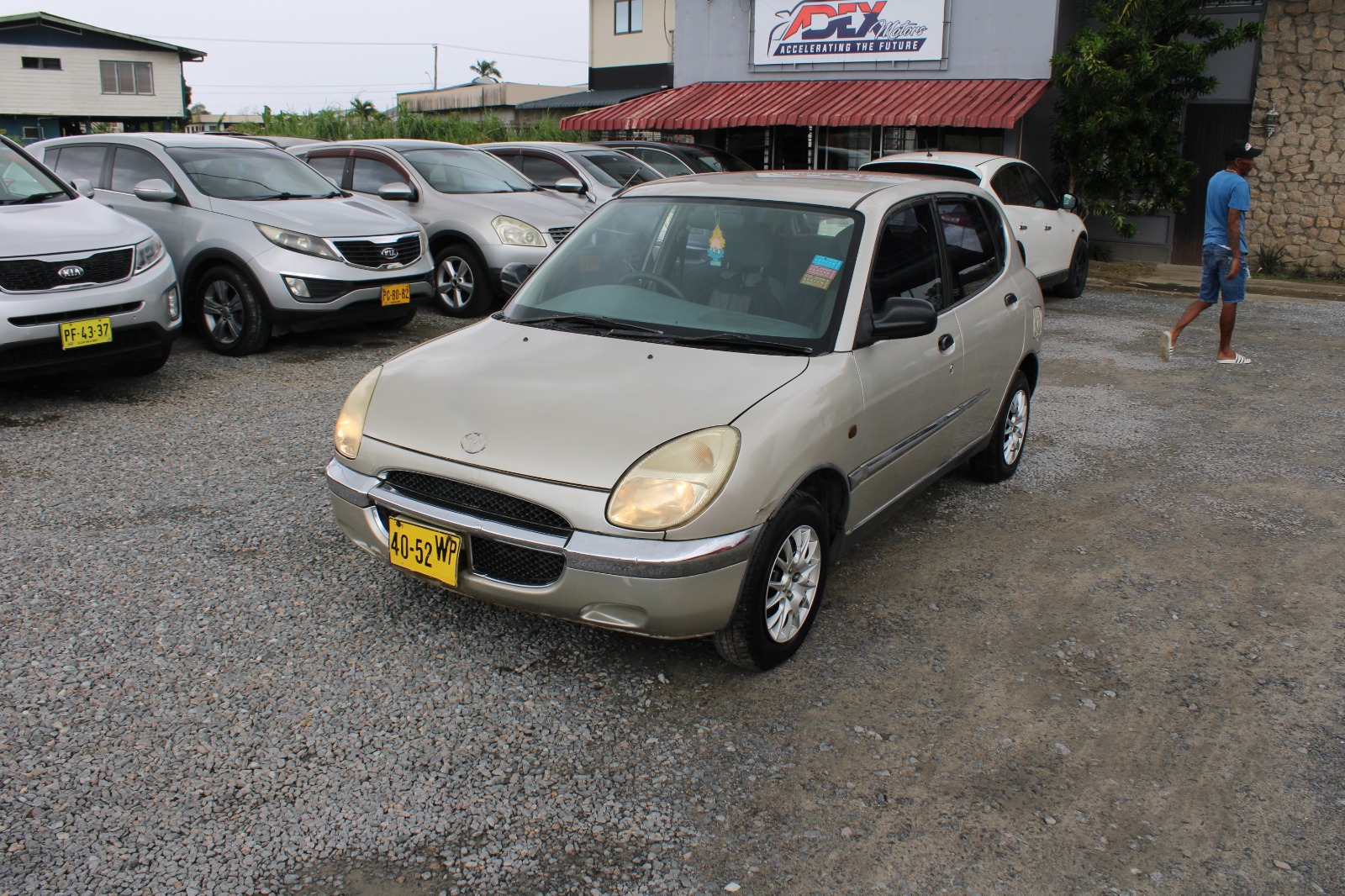 2000 TOYOTA DUET (BEIGE) - Afbeelding 2