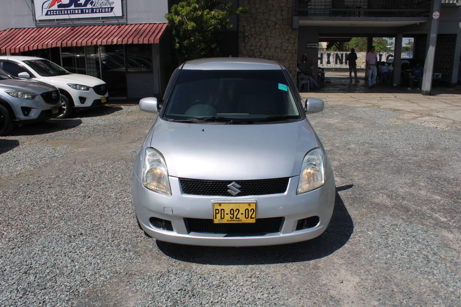 2005 SUZUKI SWIFT (GREY)