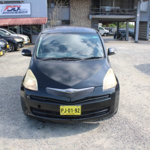 2009 TOYOTA RACTIS (BLACK)