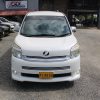 2010 TOYOTA VOXY (WHITE)