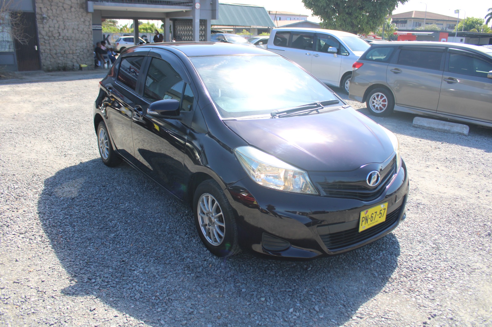 2014 TOYOTA VITZ (D.PURPLE) - Afbeelding 4